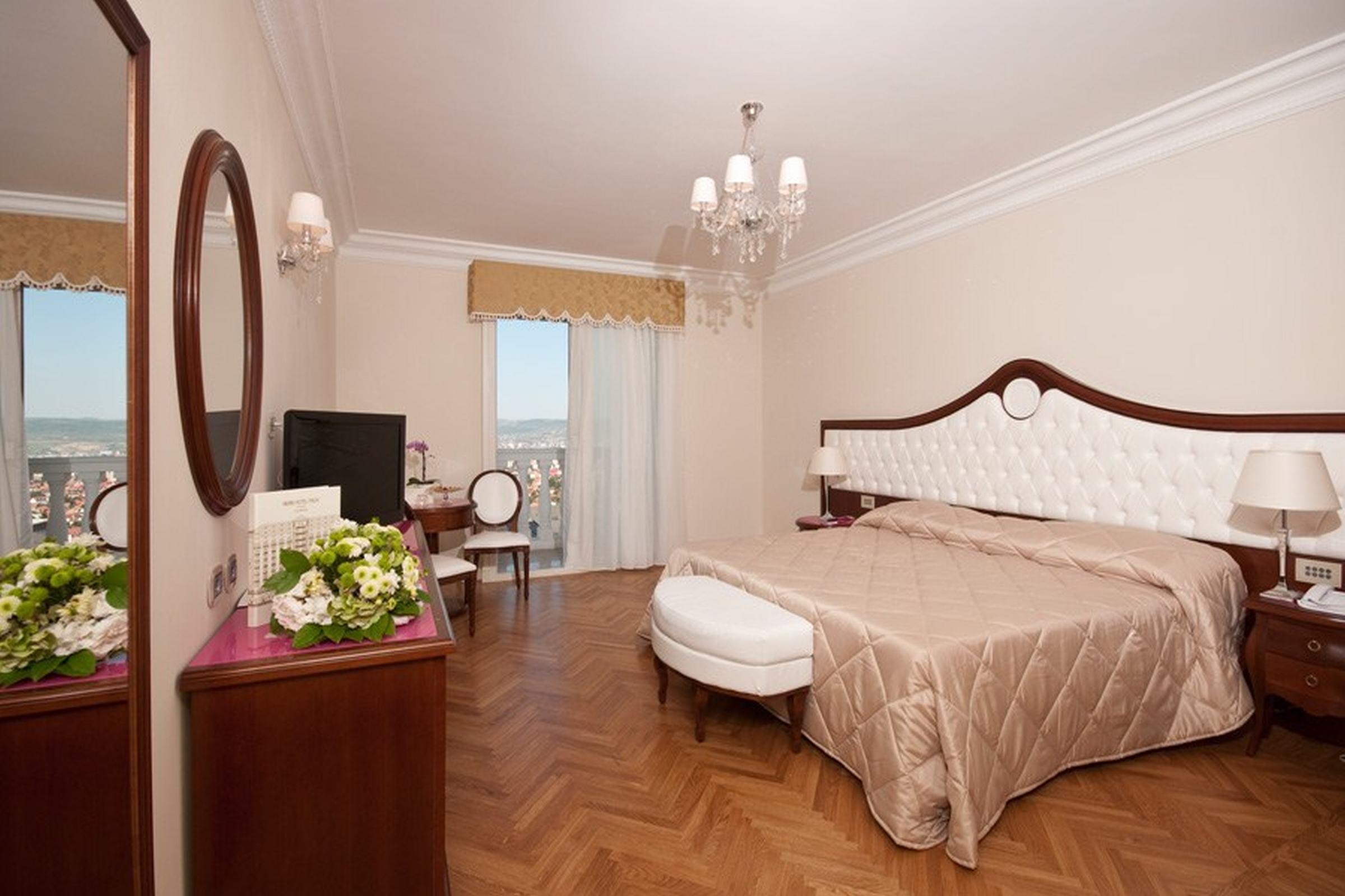 Grand Hotel Italia Клуж-Напока Экстерьер фото