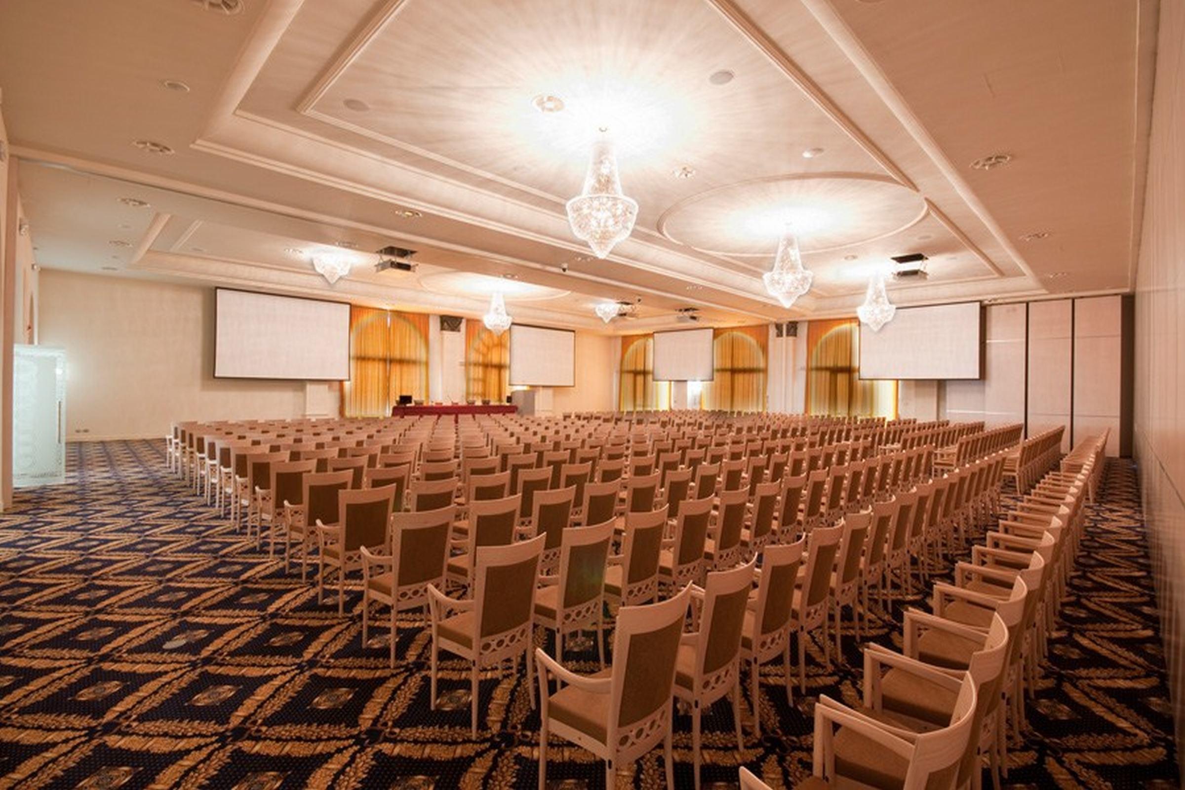 Grand Hotel Italia Клуж-Напока Экстерьер фото The Grand Ballroom