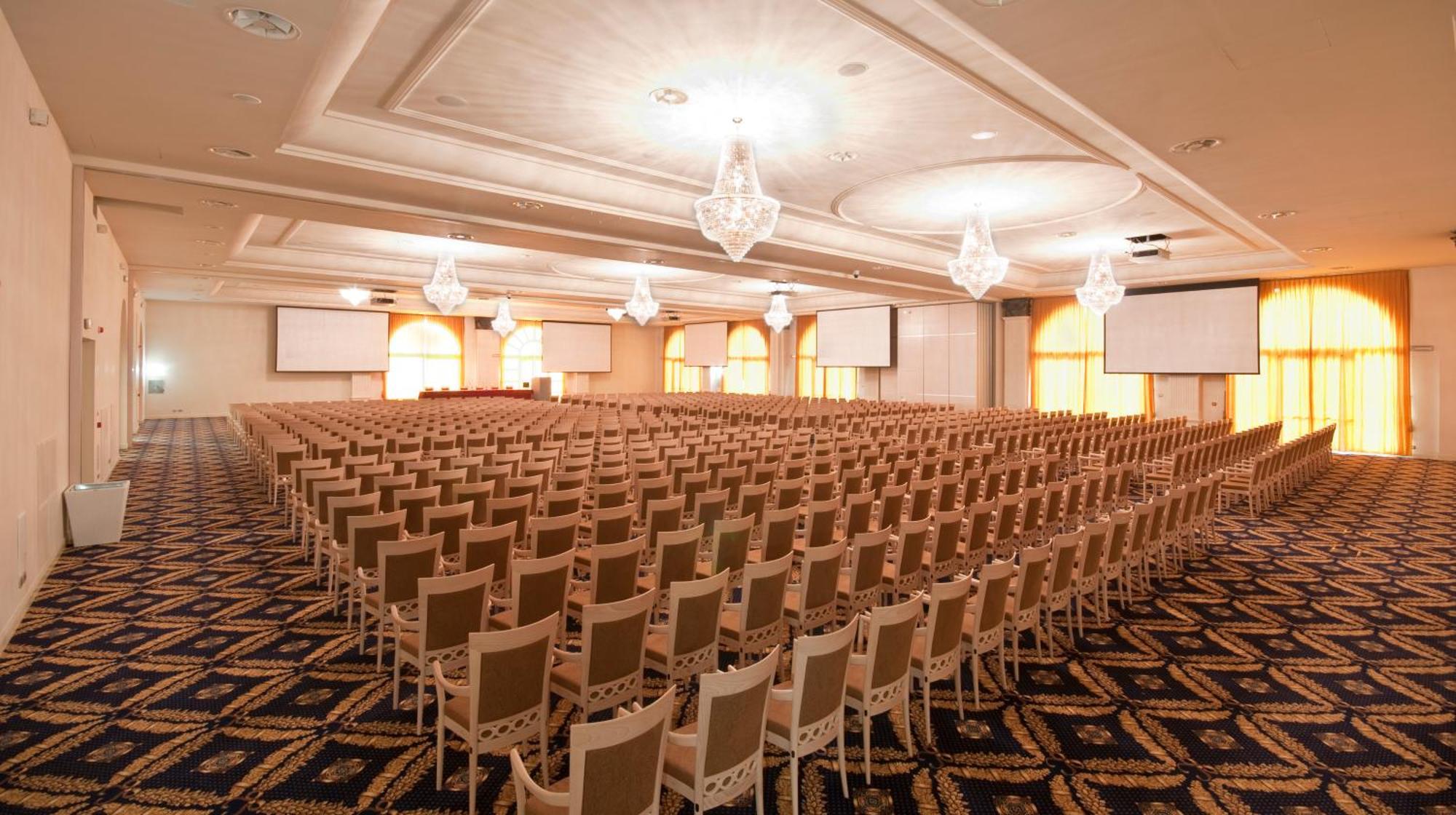 Grand Hotel Italia Клуж-Напока Экстерьер фото The Grand Ballroom